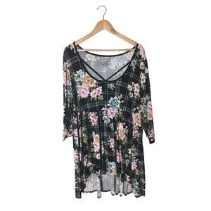 Torrid Shirt Women's Size 4X Black Floral Super Soft Long Sleeve